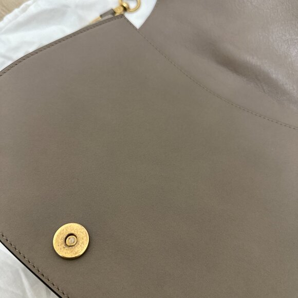 Chloe Grey Nile Bracelet Shoulder Bag - Picture 12 of 14